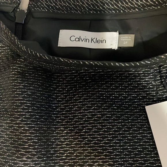 Calvin Klein metallic skirt - Picture 3 of 4